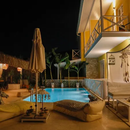 Adacan Alacati * Cesme